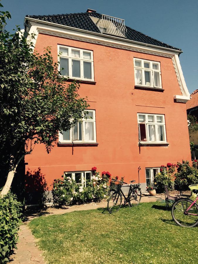 Bedandshower Copenhaga Exterior foto